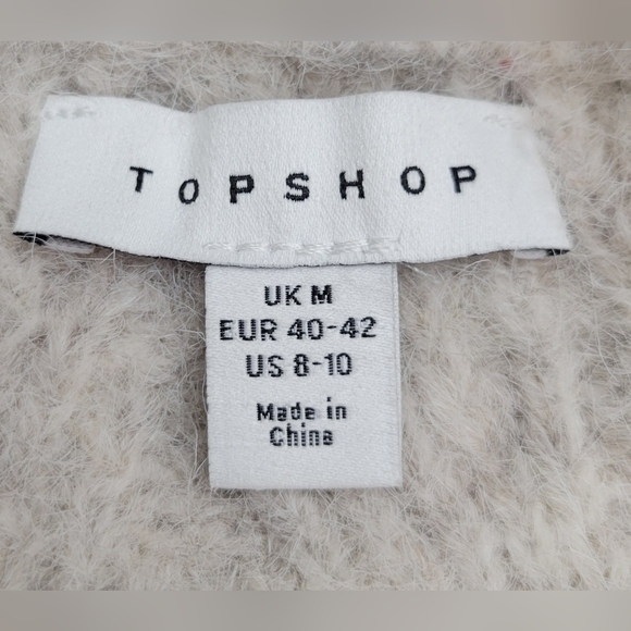 Topshop Beige Oversized Knit Fluffy Crew Neck Sweater | Size Medium - Picture 3 of 3